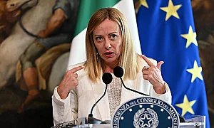 Тръмп обедини Италия: Рим защити папата в спора му с американския президент