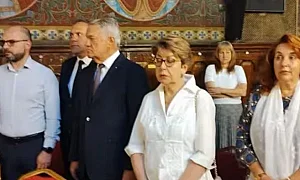 Освиркаха Митрофанова в храма "Св. Неделя", патриарх Даниил прекъсна литургията