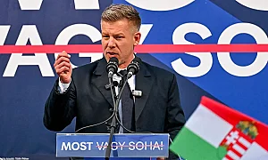 Кой е Петер Мадяр, човекът който детронира Орбан?