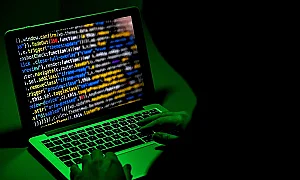 Руски шпиони хакват Wi-Fi рутери, за да следят Запада