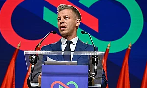 Финансови мрежи, медиен контрол: Орбан загуби, но битката срещу модела му сега започва
