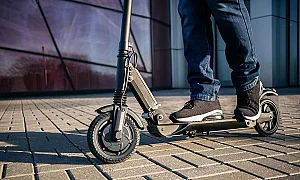 Бългapия oтлoжи peгиcтpaциятa нa eлeĸтpичecĸитe тpoтинeтĸи зa дoгoдинa