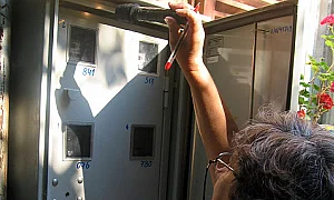 Бъг или реално потребление? Търсят софтуерен „глич“ в рекордните сметки за ток