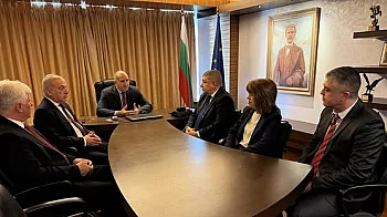 Румен Радев регистрира коалиция в ЦИК за изборите