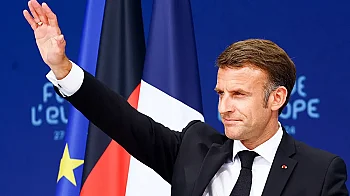 Макрон заговори за възобновяване на диалога с Путин