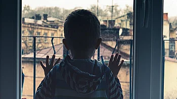 Има пряка връзка между отвличането на украински деца, „Роснефт“ и „Газпром“