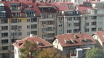 Пазарът на имоти: Спад в броя на сделките, цените се запазват