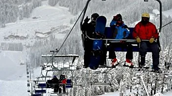 Цените прогонват и българите към чужди ски курорти