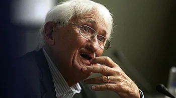На 96 години почина Юрген Хабермас, един от най-влиятелните философи на ХХ-и век