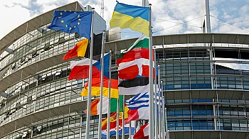 За първи път под психологическата граница: Подкрепата за ЕС сред българите пада под 50%