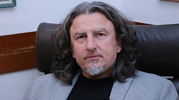 Д-р Вл. Сотиров пред ФрогНюз: Поведението на Радев е перверзно и психопатно, той обяви война на ПП-ДБ
