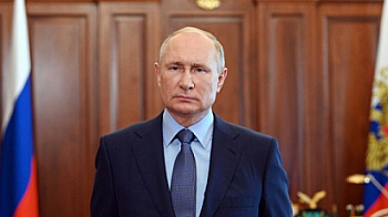 Путин в Китай: Нови стъпки към свят без американска доминация