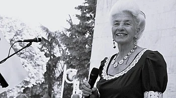 Почина голямата певица Янка Рупкина