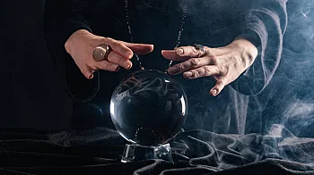 Руски войници масово се обръщат към вещици за спасение от войната