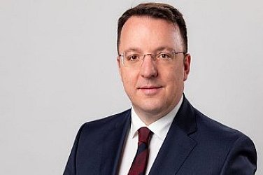 Министърът на отбраната на Румъния подаде оставка