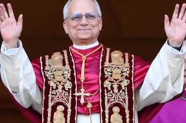 Лъв XIV призова за глобално примирие на Коледа