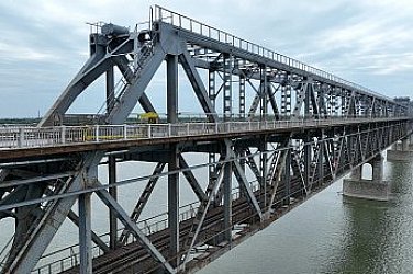 Пускат двупосочно движението по 