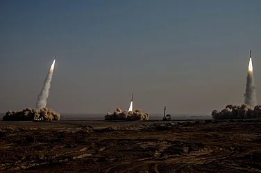 Иран отхвърли примирието на САЩ и избра ескалация