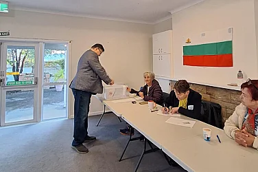 Вотът зад граница започна: 493 секции в 55 държави