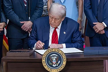 Тръмп наложи 25% мита на съюзниците на Иран, свали тези за Индия