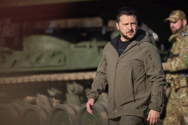 Зеленски: Мирният план със САЩ може да е готов до дни, но спорът за териториите остава