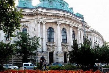 Къде учим и колко печелим: Новата карта на висшето образование в България