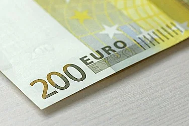 Търговците са длъжни да приемат банкноти от 200 и 500 евро