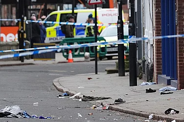 Мъж от Индия заби колата си в пешеходци във Великобритания