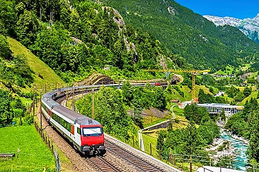 Пречка за по-зелен транспорт: Билетите за влак в Европа са трудни за купуване