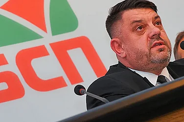 След вътрешен сблъсък БСП потвърди конгреса и отвори битка за председател