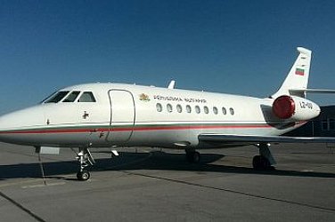 Продават правителствения „Фалкон“ на търг