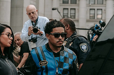 Аплодисменти зад решетките: Рапърът Диди приет като герой в затвора