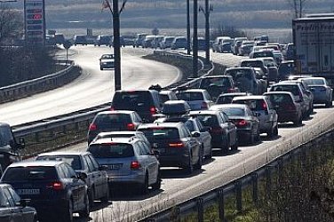 От декември 2025: Част от автомобилите няма да могат да влизат в центъра на София