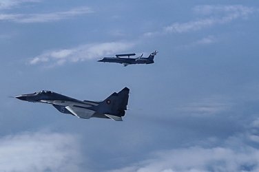 Румъния вдигна изтребители заради руски дронове край границата с Украйна