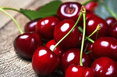 Ще ядем евтини череши тази година