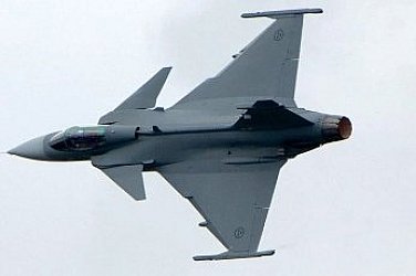 Шведските изтребители Gripen ще изстрелват ракети Taurus с голям обсег