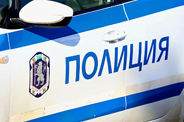Шофьор прегази с микробус свой съсед в Сливен