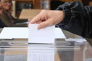 Листите за вота на 19 април: Ясни са ключовите водачи