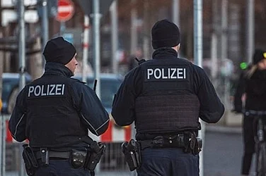 Загинал и тежко ранени при взрив в пешеходен мост в Германия