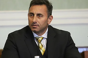 Бюджетната комисия ограничи правомощията на Спецов в „Лукойл“