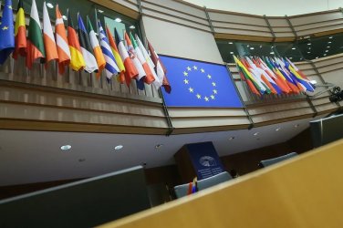 -152,8 млн. евро: ЕК задържа част от третото плащане по ПВУ