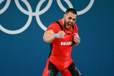 Карлос Насар грабна „Спортен Икар“ 2025