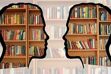 „Парасоциален“ е думата на 2025 според Кеймбридж – но какво всъщност означава?