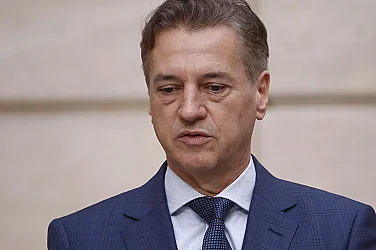 Първи данни: Формацията на премиера Голоб печели парламентарния вот в Словения