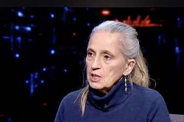 Майката на Валери призова за съд на собствения си син за "Петрохан"