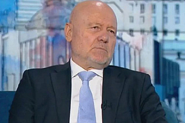 Тагарев вижда поврат във войната с поразяване на цели дълбоко в Русия