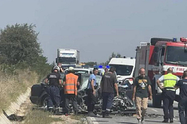 Транспортират детето от катастрофата в Симеоновградско в Пирогов