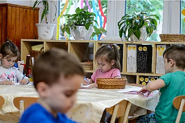 До крайното решение на ВАС: Приемът в детски градини в София остава по старите правила