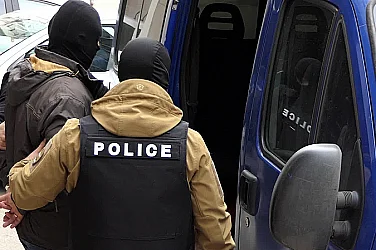 СДВР удари автокрадци: Арести при полицейска акция