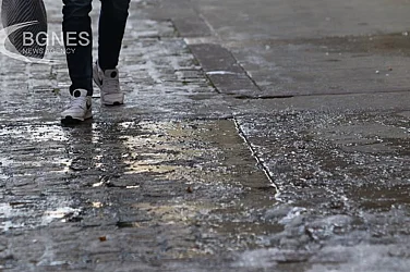 Поледици парализираха столицата: Десетки катастрофи и пълни спешни отделения